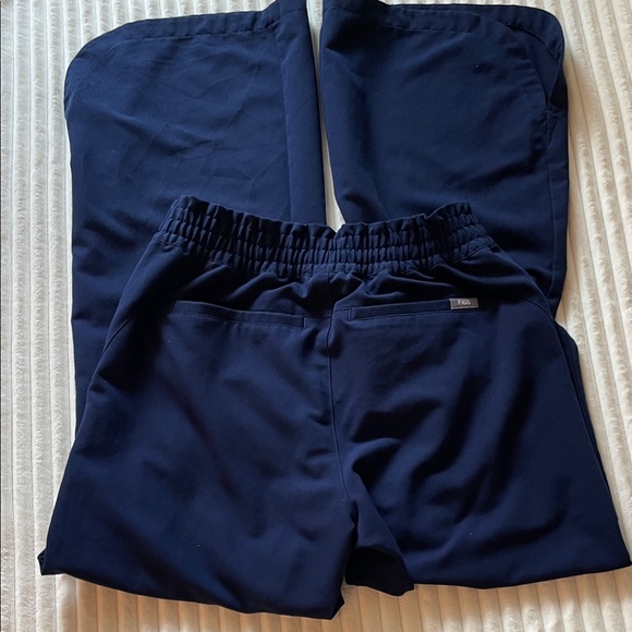 Figs - Picture 3 of 3